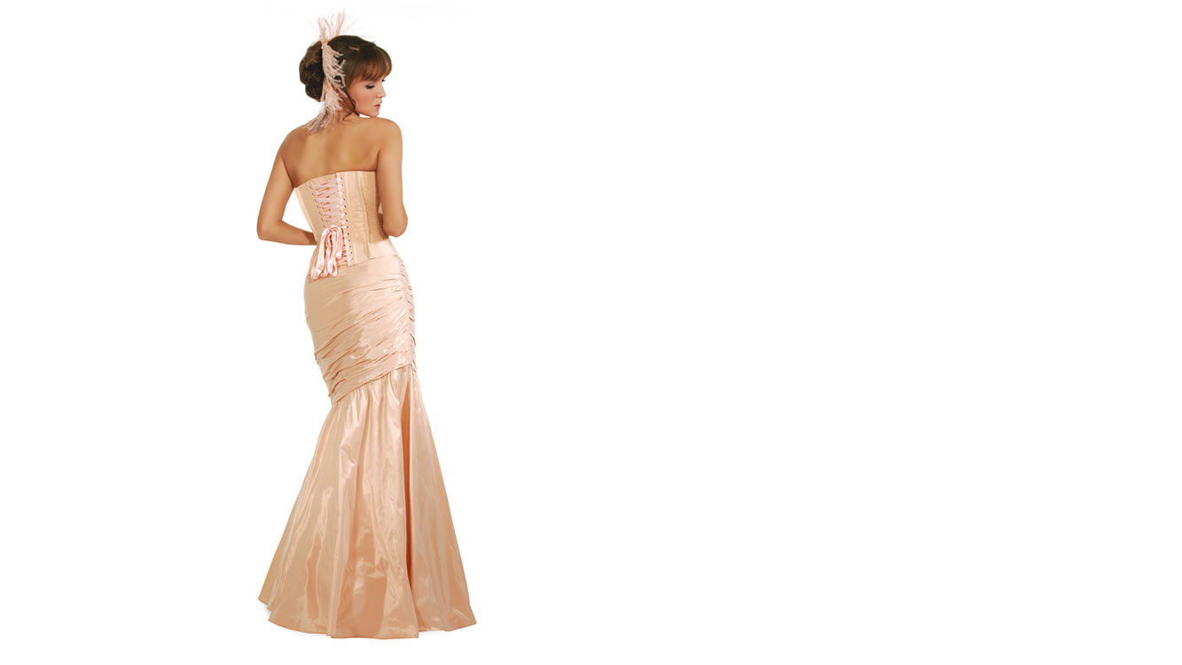 Exklusive, elegante und sehr weibliche Korsetts für Hochzeitsmode Exklusive, elegante und sehr weibliche Korsetts für Hochzeitsmode